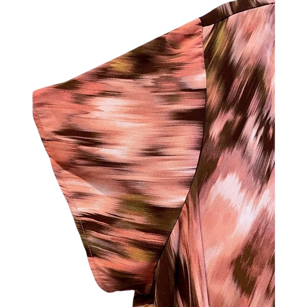 Torrid Womens Size 2 Pink Brown Abstract Ikat Split V-Neck Short Sleeve‎ Blouse